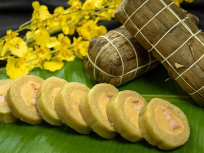 Bánh tét ngày tết