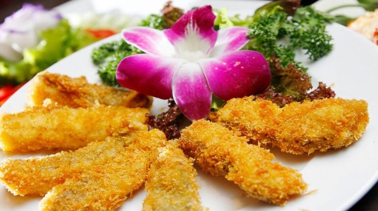 Cách chiên cá tẩm bột giòn ngon